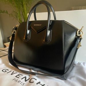 Givenchy Medium Antigona